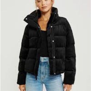 Abercrombie & Fitch Black Velvet Mini Cropped Puffer